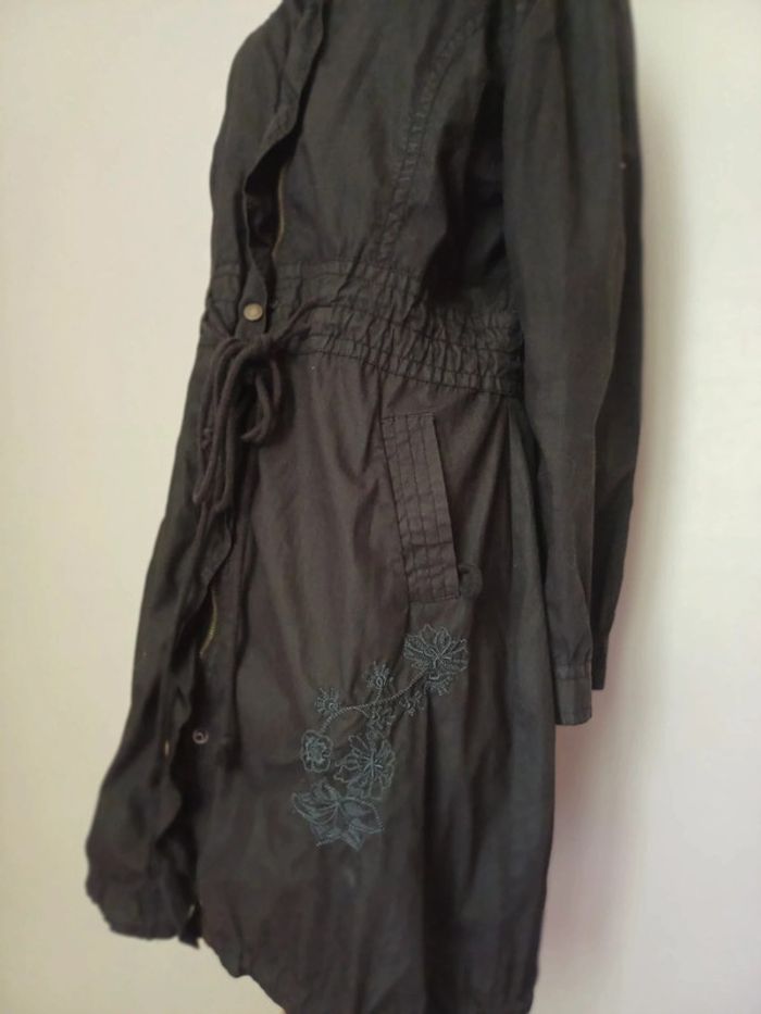 Trench femme noire à capuche - photo numéro 4