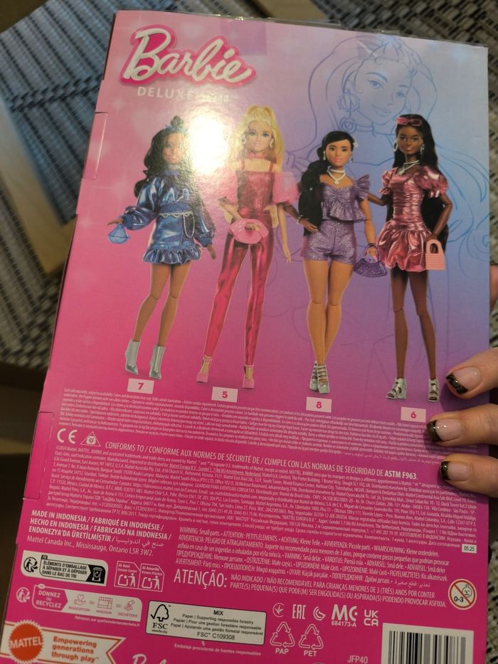 Barbie Deluxe Style neuve - photo numéro 2