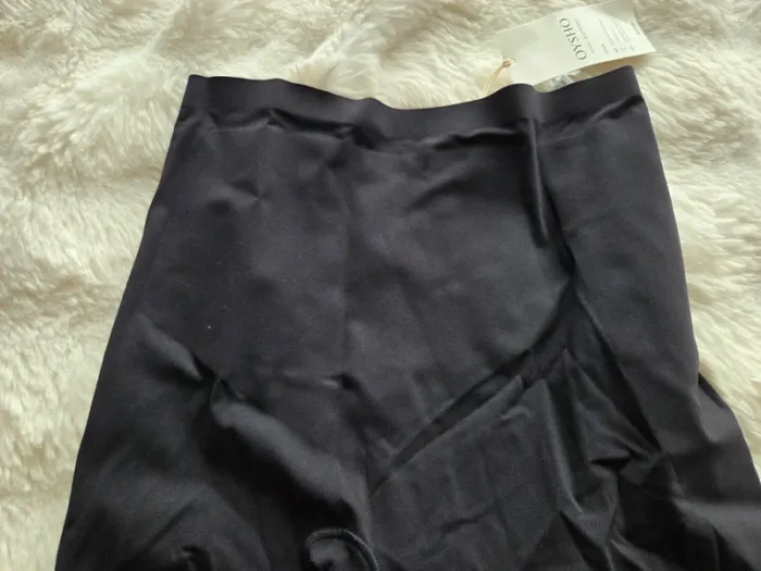 Short Oysho neuf étiquette - photo numéro 2