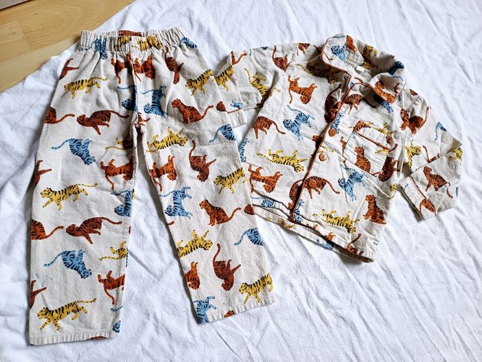 Lot de pyjamas 36 mois - photo numéro 10