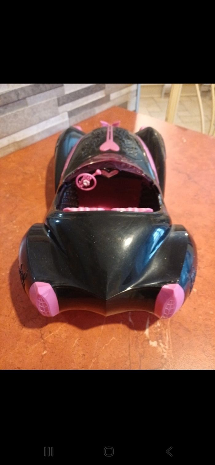 Voiture Draculaura monster hight - photo numéro 5