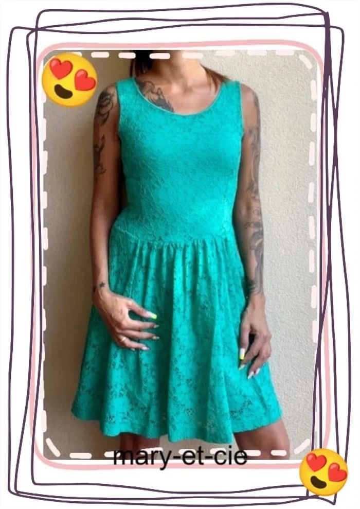 SOLDÉ - Robe taille S/M - photo numéro 2