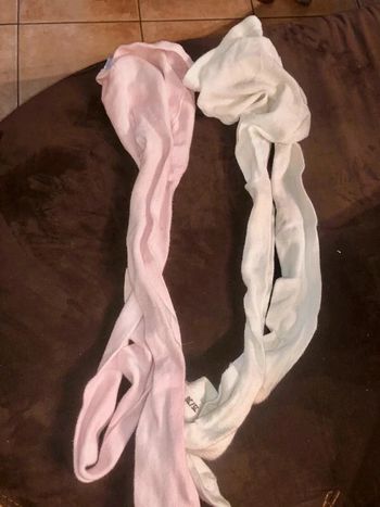 Lot de 2 collants en tbe à 5 euros