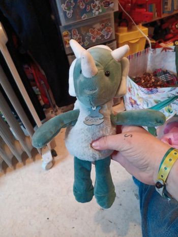 Peluche rhino histoire d'ours pas de vinted go