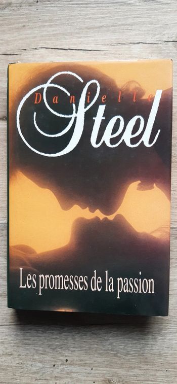 Livre Les promesses de la passion Danielle Steel