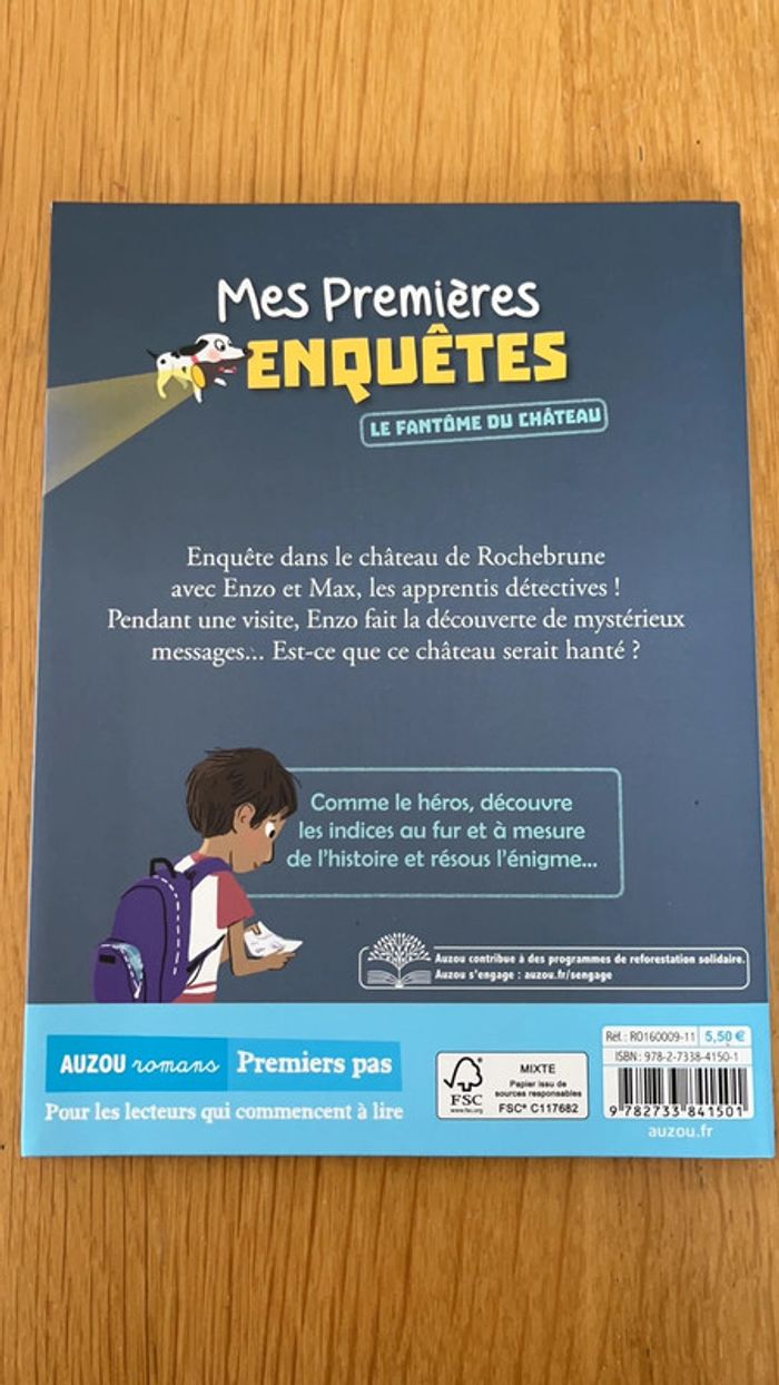 Livre Mes enquêtes - tome Le fantôme du château - photo numéro 2