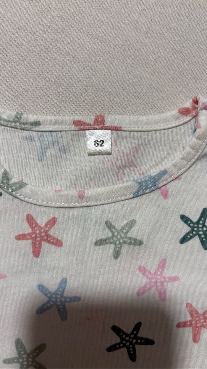 ⭐ T-shirt blanc étoiles de mer multicolores – Zeeman – 62 - photo numéro 3