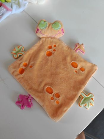 Doudou grenouille orange