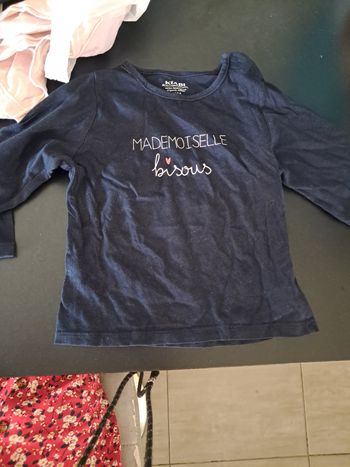 T-shirt bleu nuit kiabi