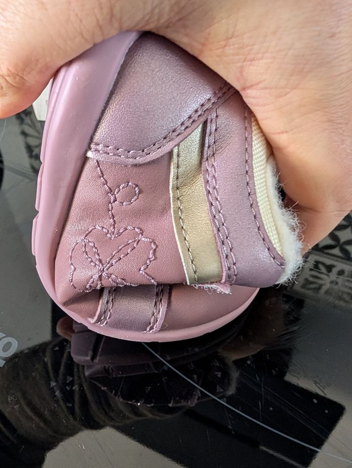 Chaussures fille. Taille 24. Chaudes, conseillé par les podologues. Neuf. Geox - photo numéro 8