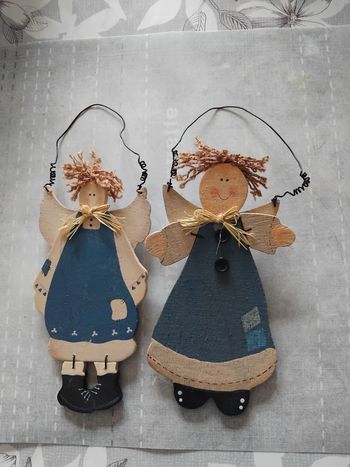 2 anges en bois