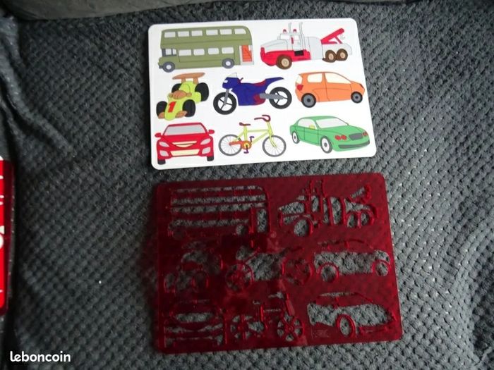 2 pochoirs pour dessiner et colorier Les transports - photo numéro 2