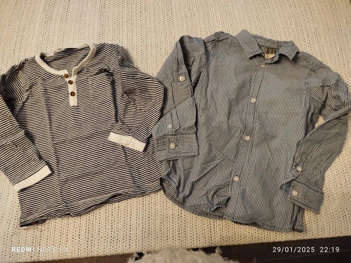 Lot d'un tee-shirt et une chemise ML 4 ans