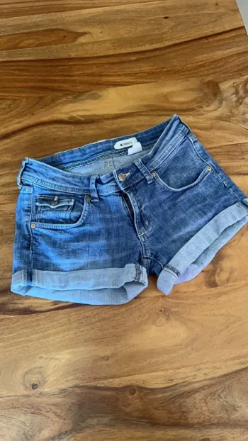 Short H&M