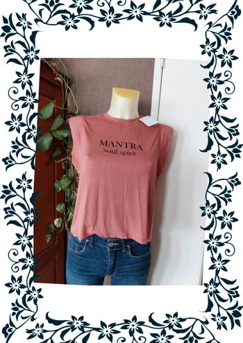 T-shirt taille XS kiabi neuf