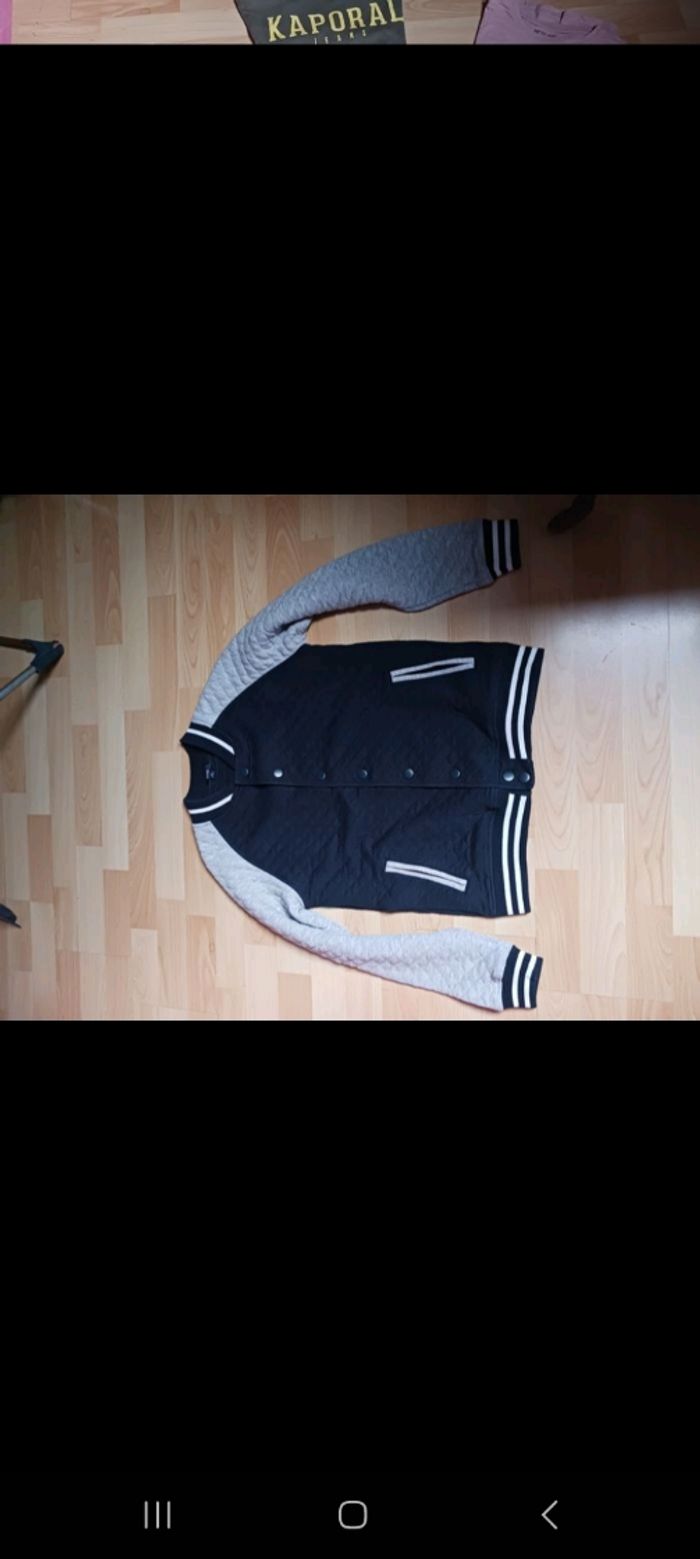 Lot vêtements 14 ans garçon - photo numéro 3