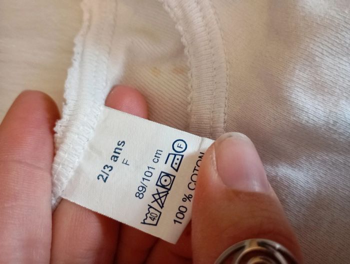 1€ lot de maillot de corps fille 2/3 ans - photo numéro 10