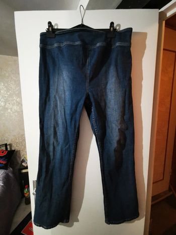 Pantalon de grossesse