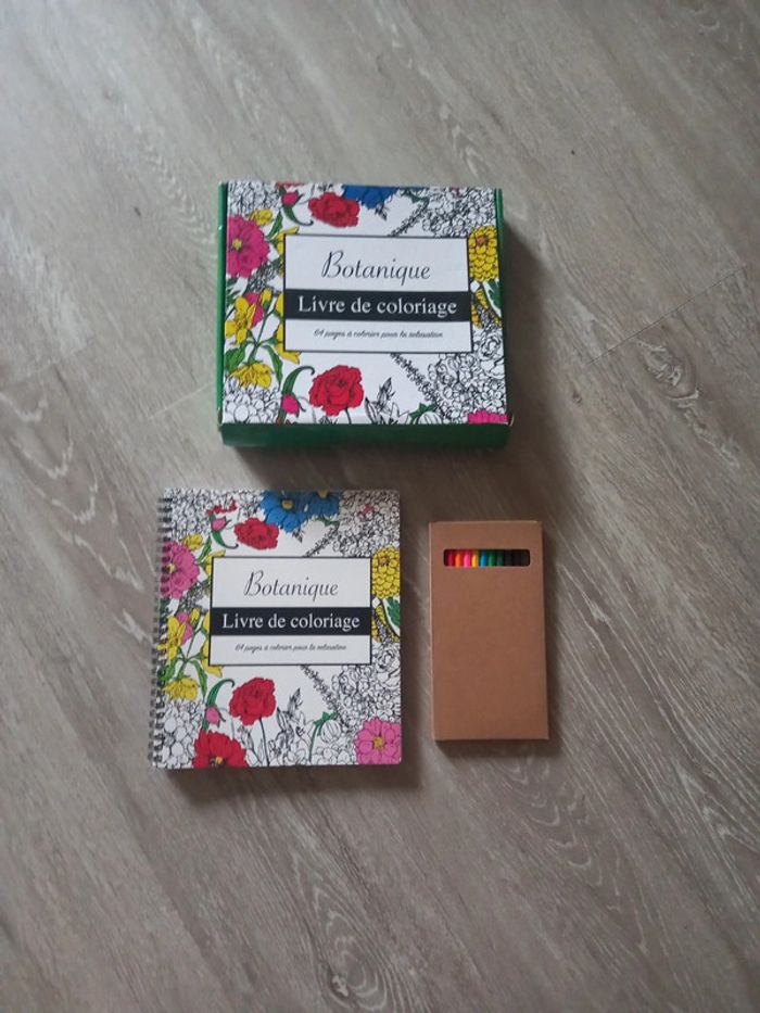 Livre de coloriage sur la botanique