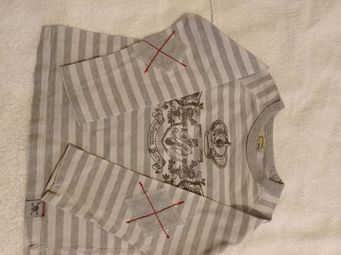 Tu le blanc rayée gris pull manche longues taille 5 ans voir photos avec motifs devant - photo numéro 3