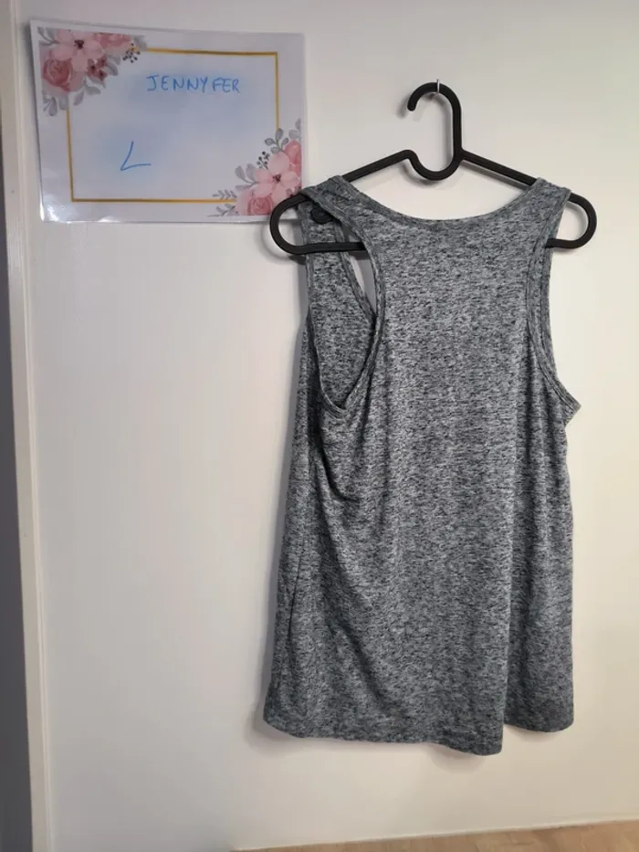 Lot femme Taille L 23 pièces - photo numéro 19