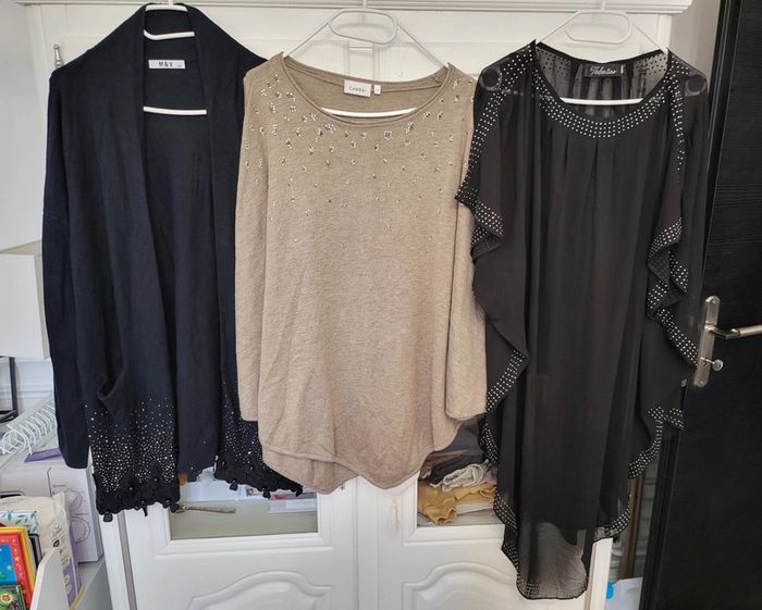 Lot 2 ponchos et un gilet festifs strass L/XL - photo numéro 3