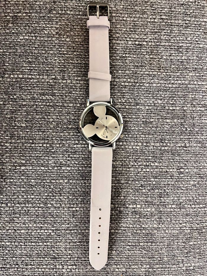 Montre Mickey Disney - photo numéro 1
