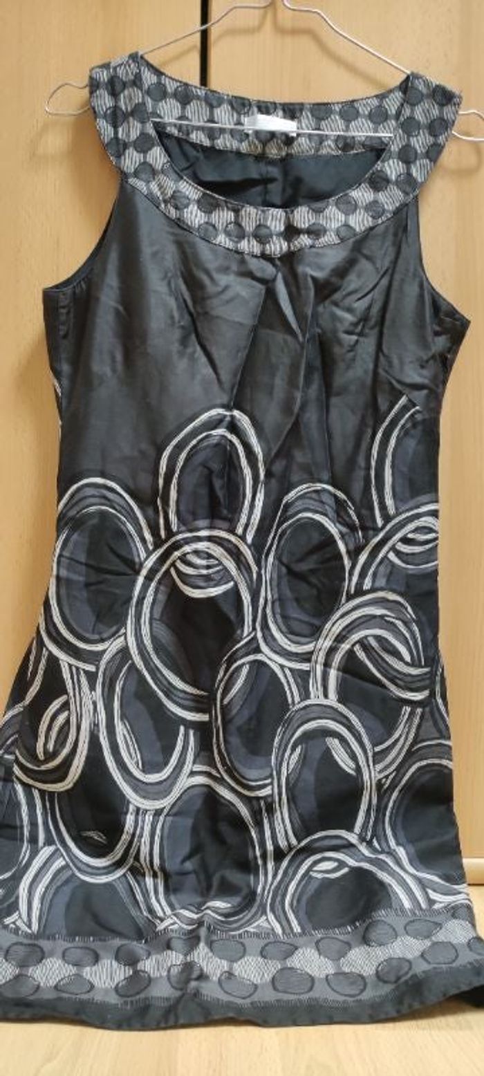 Robe noire