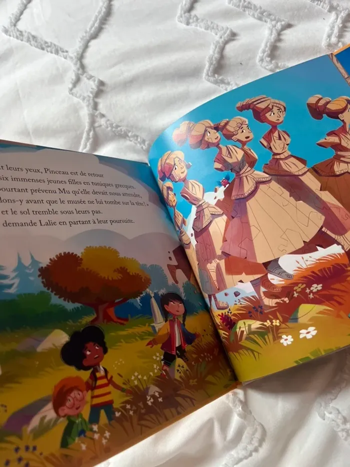 livre hachette jeunesse les cariatides de l’acropole - photo numéro 4