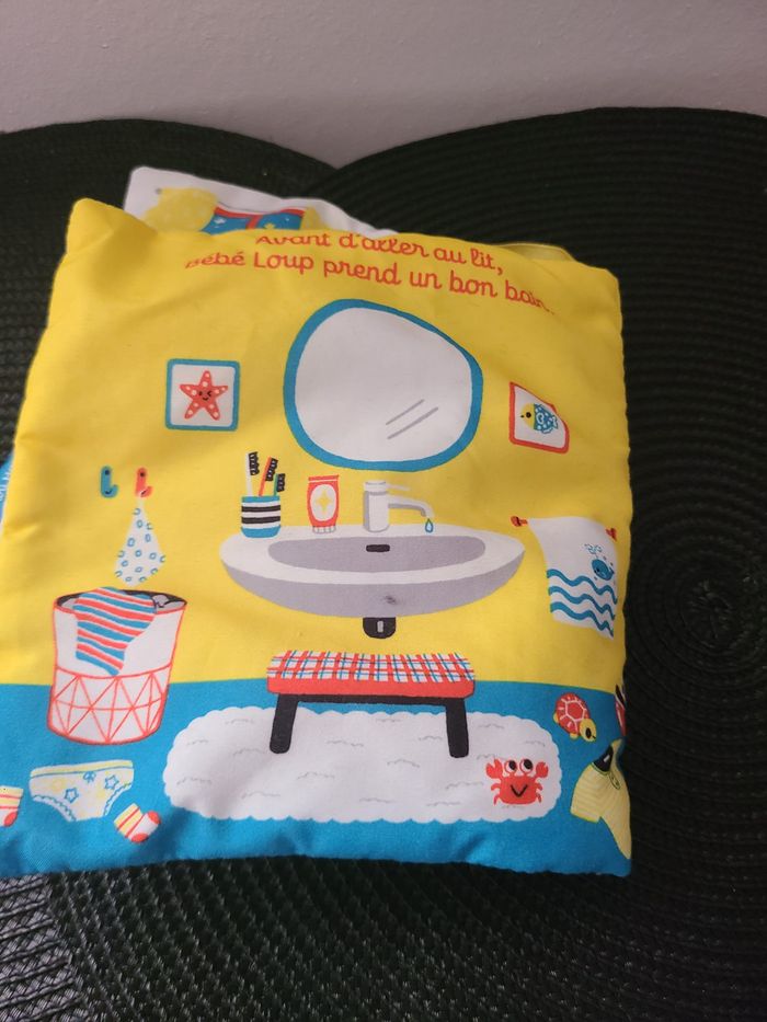 Livre en tissu « Bonne nuit Bébé Loup " - photo numéro 3