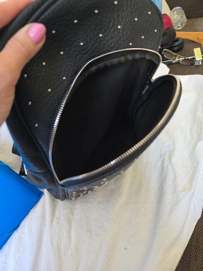 Sac à Dos ou cartable   très  bonne Etat - photo numéro 14
