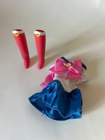 Tenue vintage Sailor Moon – Bandai 90s – robe + bottes