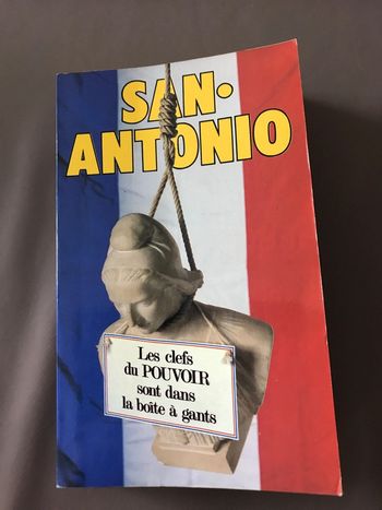 Livre San Antonio