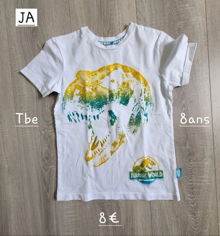 T-shirt Jurassic world