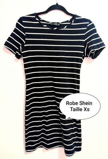 Robe Shein taille Xs