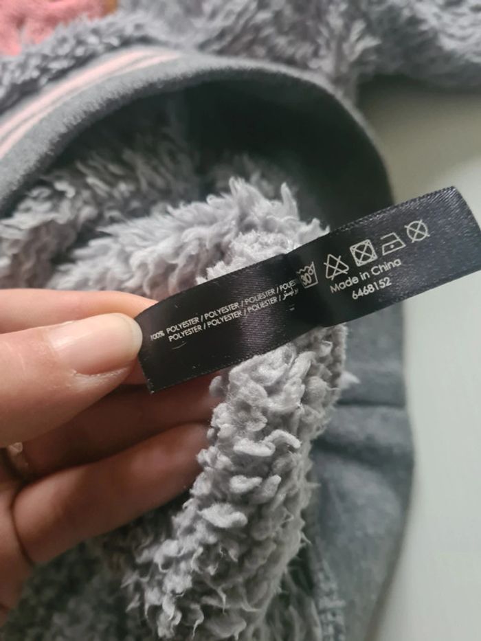 Pull de pyjama en pilou pilou tout doux noté L mais taille petit voir mesures en photos - photo numéro 5