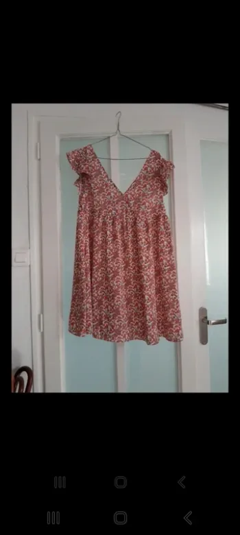 Robe courte 42/ 44