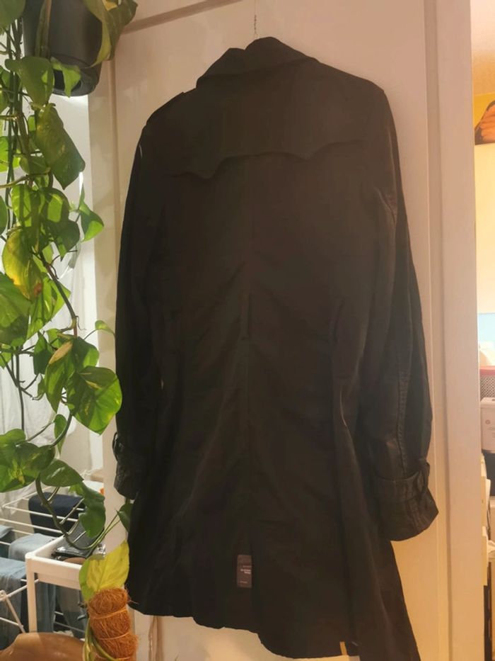 Trench noir - photo numéro 2