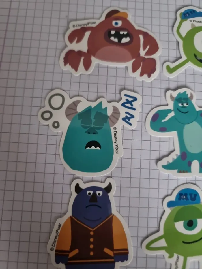 Lot d'autocollants thème pixar monstre et compagnie (lot H) - photo numéro 5