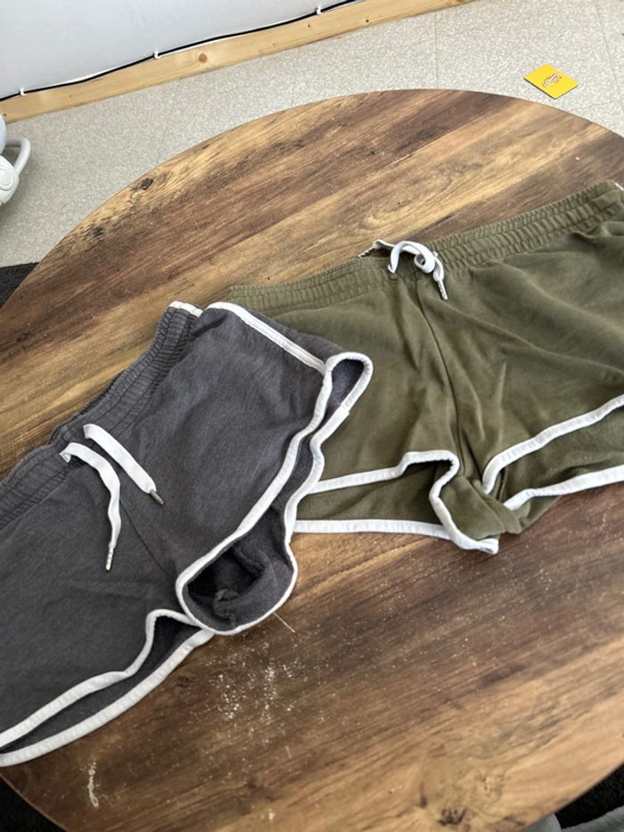 2 shorts