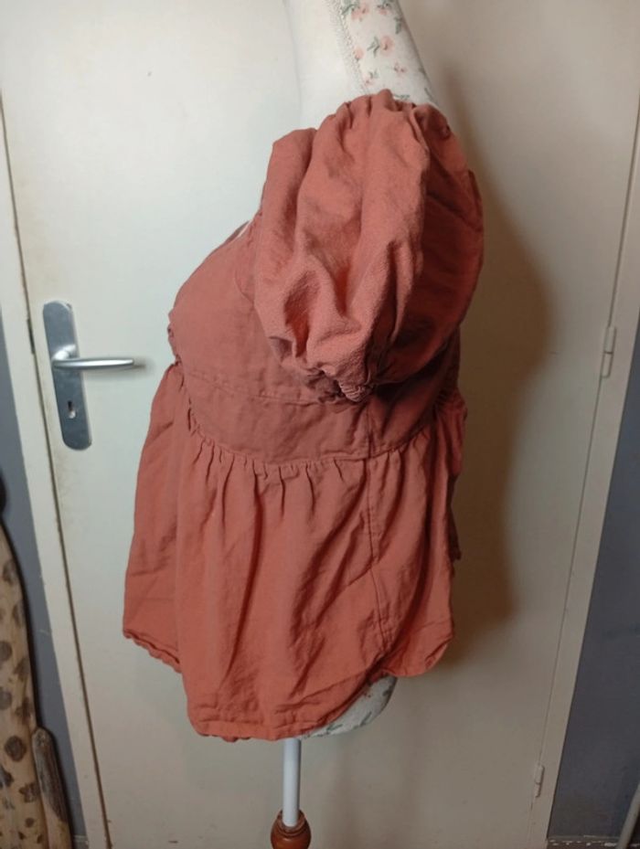 Jolie blouse 88% Coton et 12% Lin taille 40 - photo numéro 2