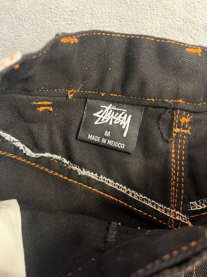 Short/Jort Stussy Black Embroidered Orange Big Logo Back – Taille M - photo numéro 7