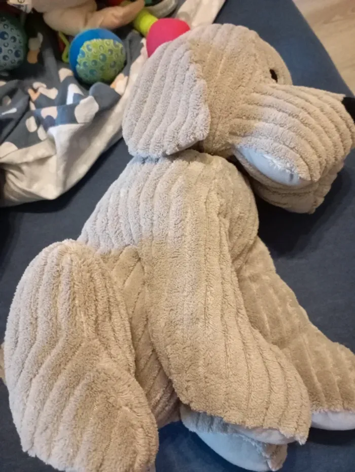 Chien en peluche - photo numéro 2