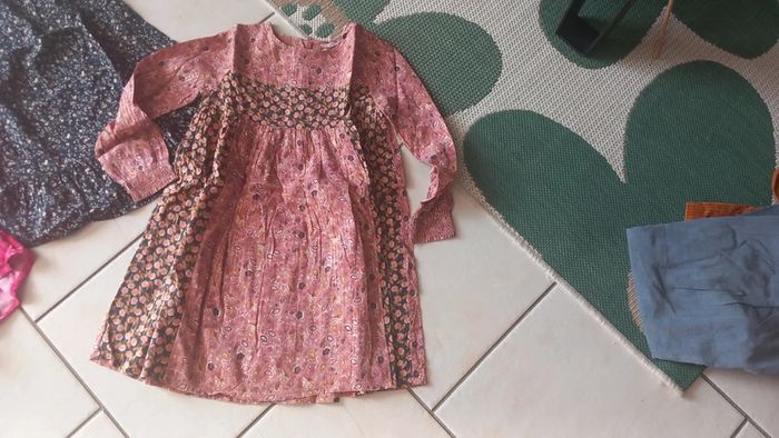 Lot de 3 robes ml fille 8 ans tbe - photo numéro 2