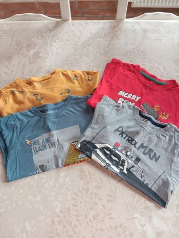 Lot de 4 T-shirts ML 8 ans