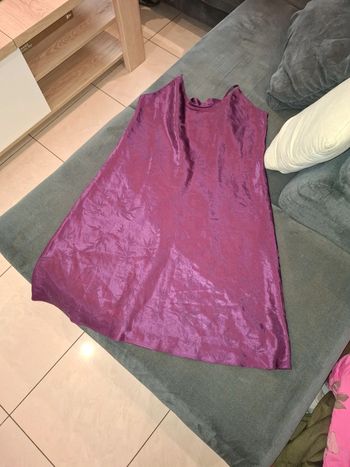 Nuisette taille L en très bon état violette