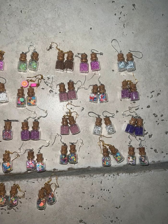 Lot de 27 paire de boucle d’oreille fiole - photo numéro 3