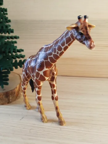 Schleich girafe Femelle adulte Figurine animal de la savane
