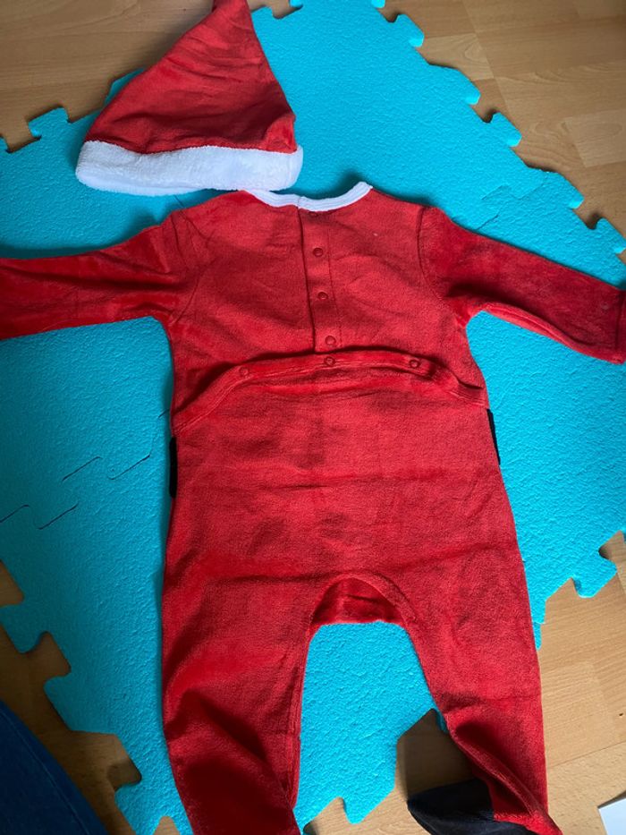 Pyjama de Noël Kiabi Taille 9 M - photo numéro 2