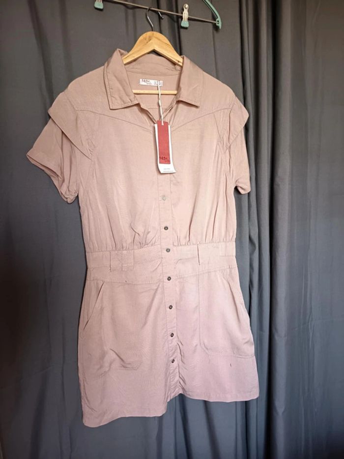 Robe courte. Marque Md'm révolution.